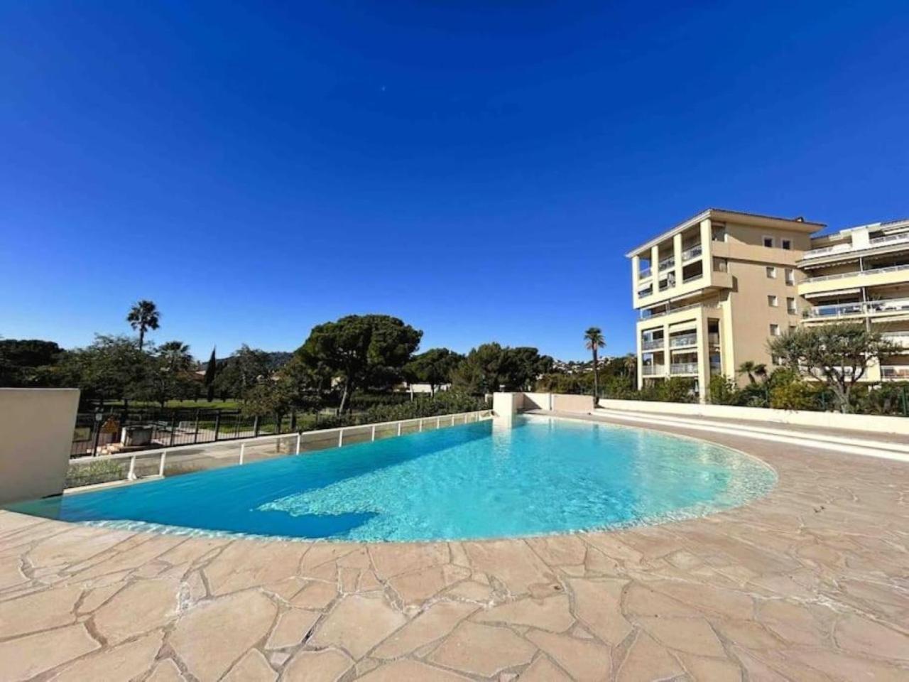 Il Gioiello : Apt 2 Pers, Clim, Piscine, Parking Antibes Exteriér fotografie
